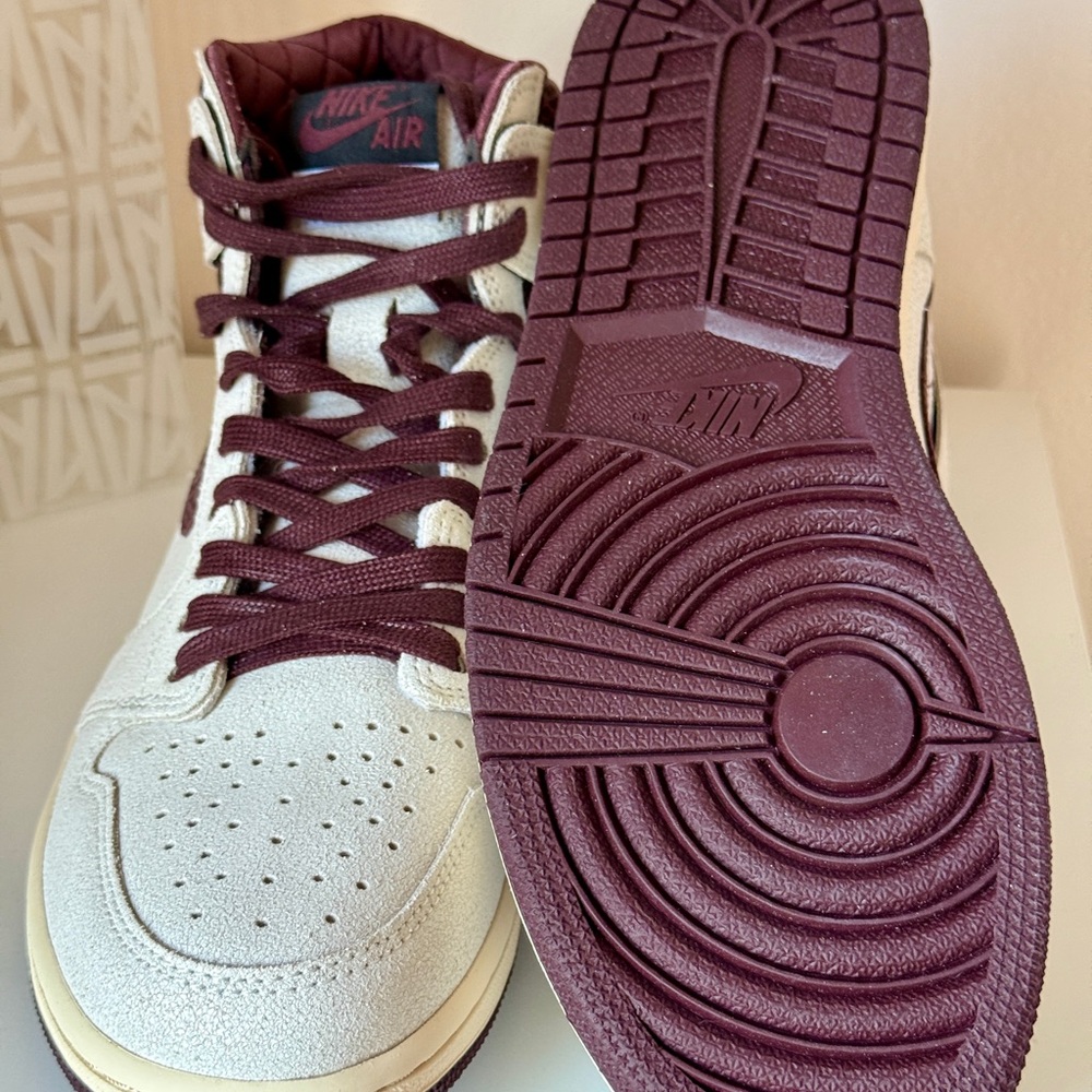 A Ma Maniere Air Jordan 1 High Top OG Size 9 - Picture 13 of 15